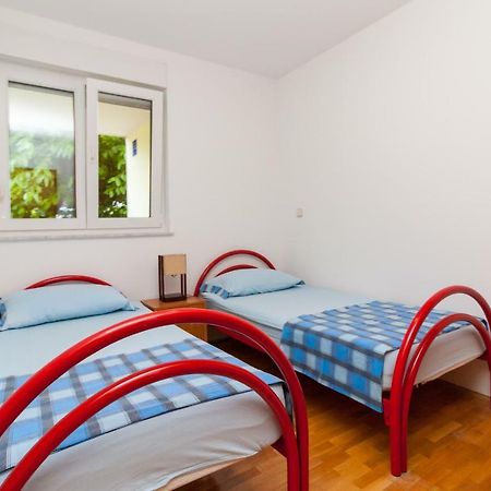 • Lungomare Beach Apartment Pula • Экстерьер фото