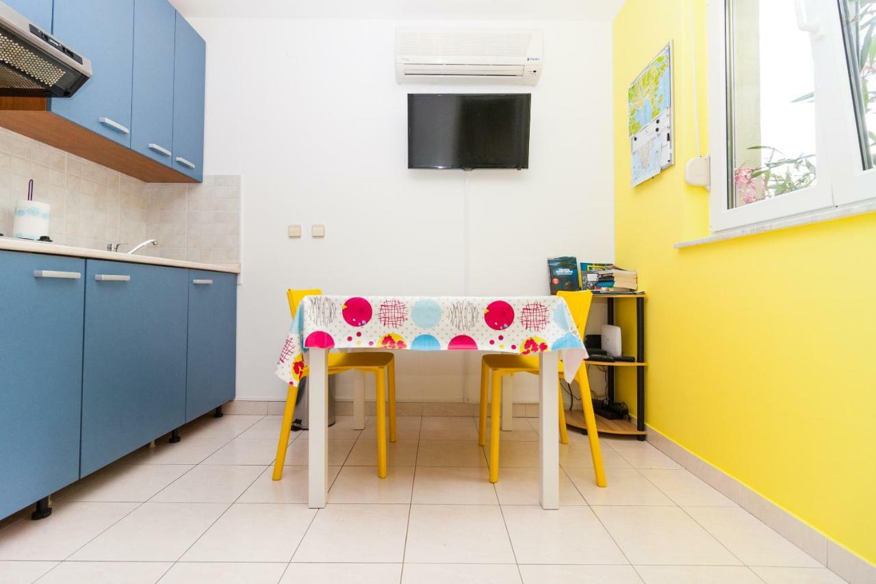 • Lungomare Beach Apartment Pula • Экстерьер фото