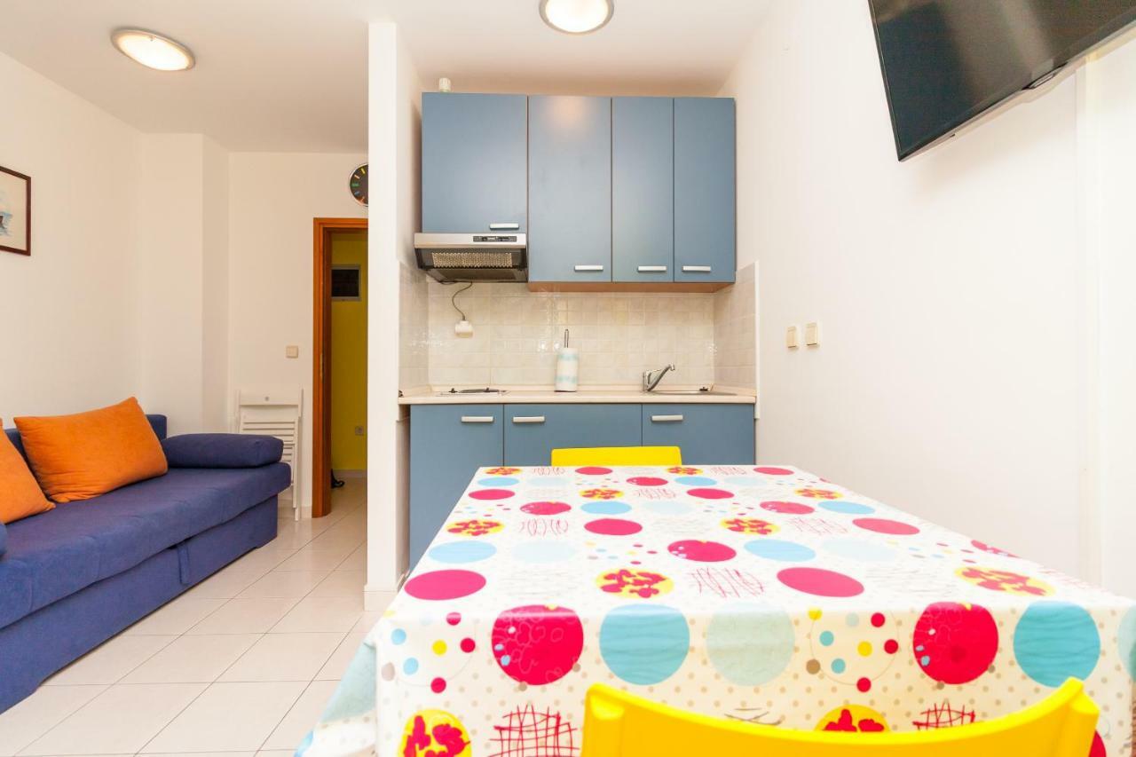 • Lungomare Beach Apartment Pula • Экстерьер фото
