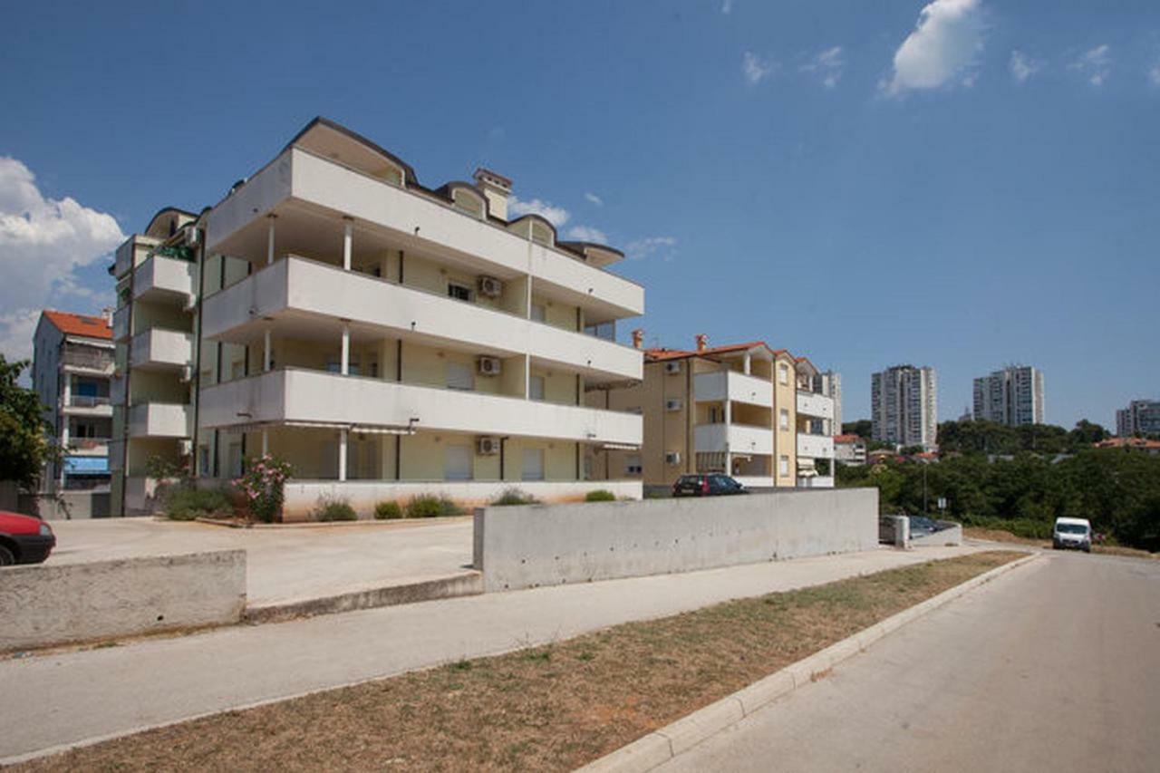 • Lungomare Beach Apartment Pula • Экстерьер фото