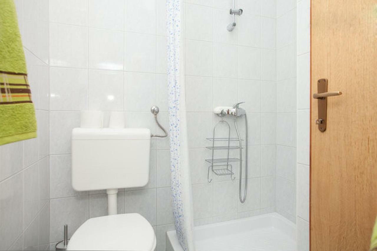 • Lungomare Beach Apartment Pula • Экстерьер фото